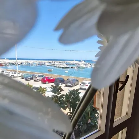 Finestra Sul Mare Apartment